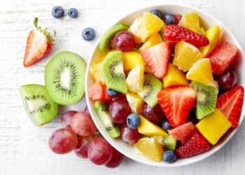 ¿Es bueno cenar fruta? Qué dicen los nutricionistas