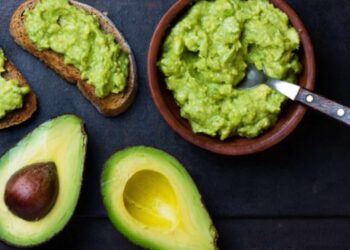Cómo hacer guacamole, la receta fácil y rápida que nunca falla