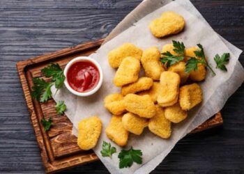 Nuggets de pollo caseras en el horno, receta fácil y rápida
