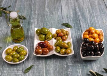 ¿Las aceitunas engordan? Mitos y beneficios del fruto del olivo
