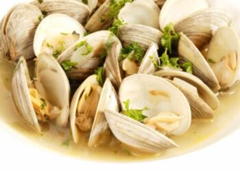 Almejas al vapor. Una receta súper sencilla para un aperitivo perfecto