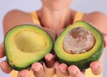 Así es un aguacate en mal estado