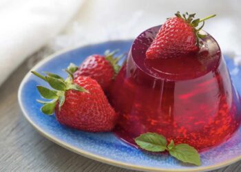 Cómo hacer gelatina casera paso a paso. Receta fácil para un postre ligero