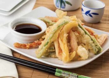 Verduras en tempura en freidora de aire o airfryer crujientes por fuera y tiernas por dentro