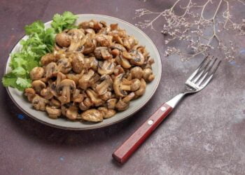 Champiñones en freidora de aire o airfryer, receta fácil y rápida