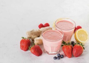 Batido de fresas y frambuesas súper sabroso y muy fácil de hacer