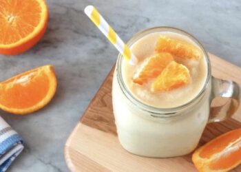 Batido de naranja y yogur súper cremoso