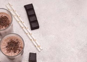 Batido de avena y cacao súper nutritivo para un desayuno perfecto