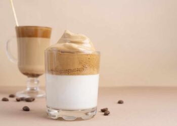 Dalgona coffee, el café más viral de la cuarentena con un ligero sabor a caramelo