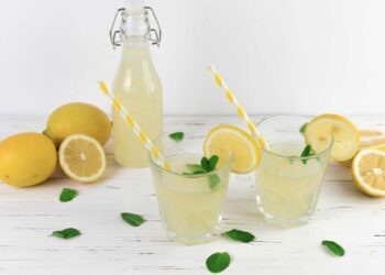 Limonada casera, la receta más fácil y rápida para refrescarte en los meses más calurosos