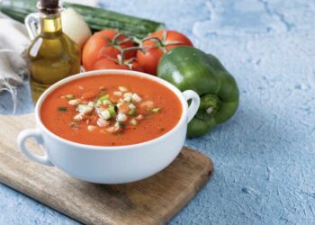 Gazpacho sin pan, la receta sin gluten más refrescante en 15 minutos