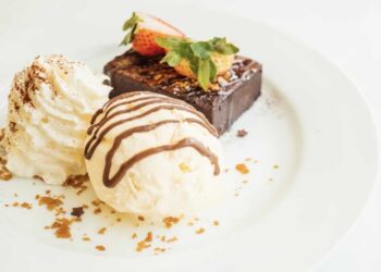 Helado de vainilla casero, receta sin huevo y sin heladera