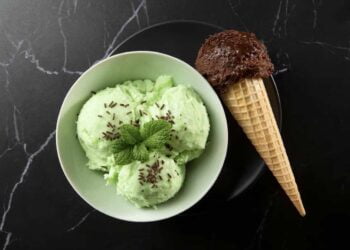 Helado de menta sin huevo y sin heladera, la receta más fácil y refrescante