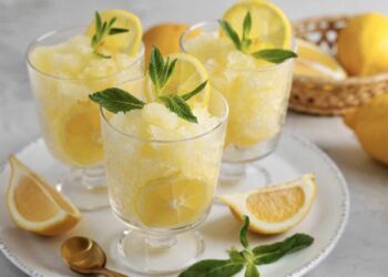 Granizado de limón casero, receta fácil y rápida para una bebida ligera y súper refrescante
