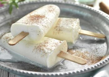 Polos de leche, los Mini Milk caseros. Receta fácil y rápida para disfrutar cuando quieras