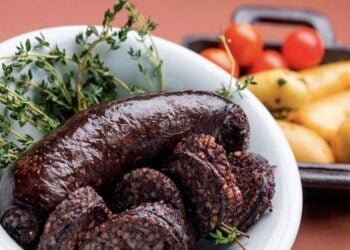 Morcilla en freidora de aire o airfryer, receta fácil y rápida con muy poco aceite