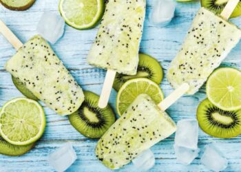 Polos de kiwi saludables y súper refrescantes, la receta más fácil