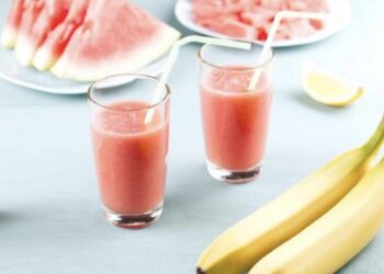 Batido de sandía y plátano, súper cremoso y a la vez refrescante
