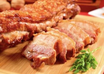 Panceta en freidora de aire o airfryer, súper crujiente con muy poco aceite