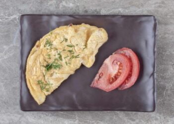 Tortilla francesa en freidora de aire o airfryer, receta fácil y rápida