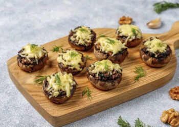Champiñones rellenos en freidora de aire, receta fácil y súper sabrosa