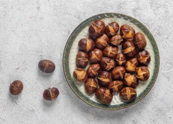 Castañas asadas en el microondas, receta fácil en menos de 5 minutos