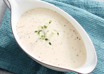 Cómo hacer bechamel en el microondas, soluciona tus comidas en 5 minutos