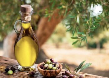 Ahorra comprando aceite de oliva virgen extra en este supermercado muy conocido