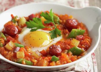 Huevos a la flamenca, la receta más sabrosa y versátil de la cocina española