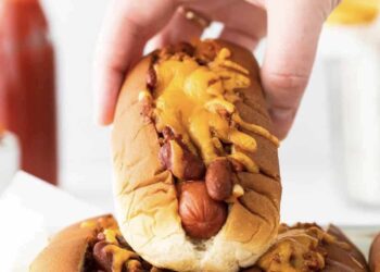 Hot dog en airfryer, los mejores perritos calientes de forma fácil