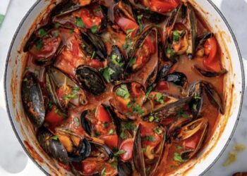 Mejillones en salsa, receta fácil y rápida para un entrante perfecto