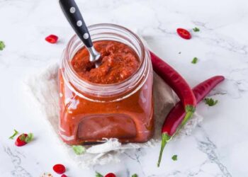Salsa harissa, receta fácil y rápida para dar un toque extra picante a tus platos