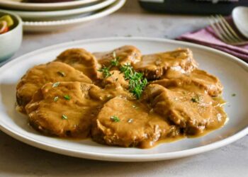 Redondo de ternera en salsa, receta fácil y jugosa
