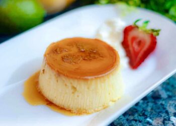 Flan de queso, receta fácil y súper cremosa