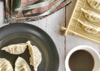 Gyozas congeladas en menos de 5 minutos, súper sabrosas y muy fáciles de hacer en microondas