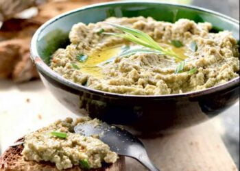 Paté de aceitunas verdes, receta fácil en 5 minutos