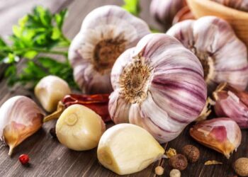 Los ajos también se estropean, consérvalos así para que duren más tiempo