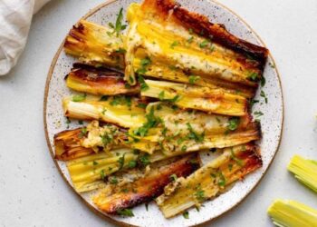 Puerros con parmesano al horno, receta fácil y rápida