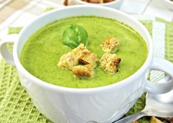 Puré de espinacas, receta fácil y saludable