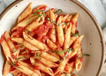 Pasta a la napolitana, receta fácil y sabrosa en tan solo 30 minutos