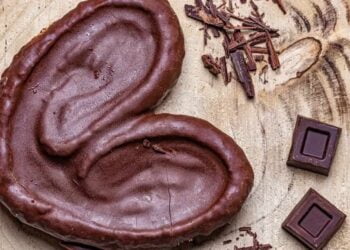 Palmera de chocolate saludable en airfryer, receta con 3 ingredientes fácil y rápida
