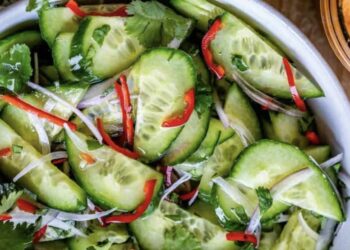 Ajad, la mejor ensalada tailandesa de pepino