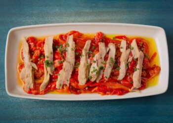 Ensalada de pimientos y ventresca, receta fácil y súper sabrosa