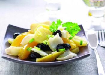 Ensalada malagueña, receta fácil y refrescante