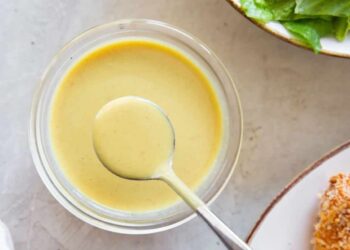 Salsa de huevo frito, receta de aprovechamiento en 10 minutos